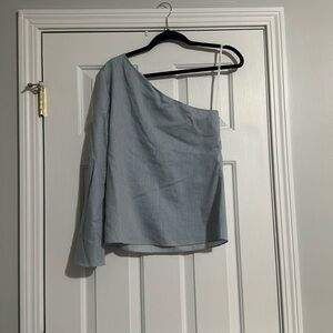 Worn once half shoulder top size XS